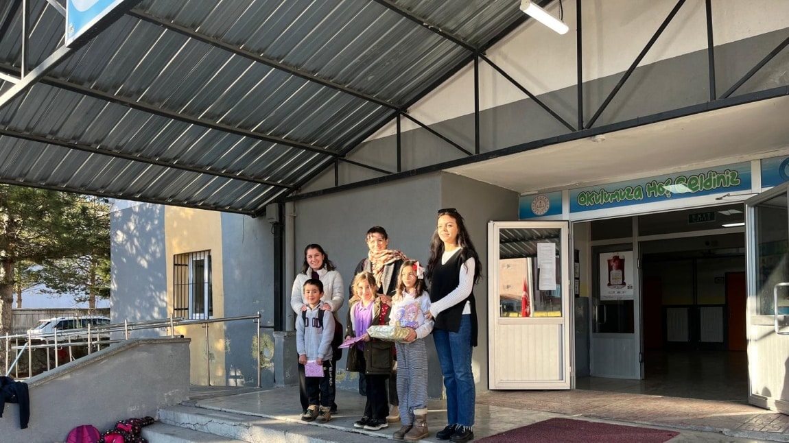 İstiklal Marşı'nı Güzel Okuma Yarışması